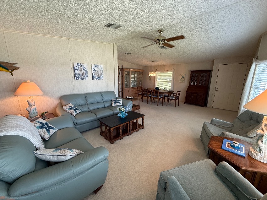 6364 Ravenglass Way a Sarasota, FL Mobile or Manufactured Home for Sale