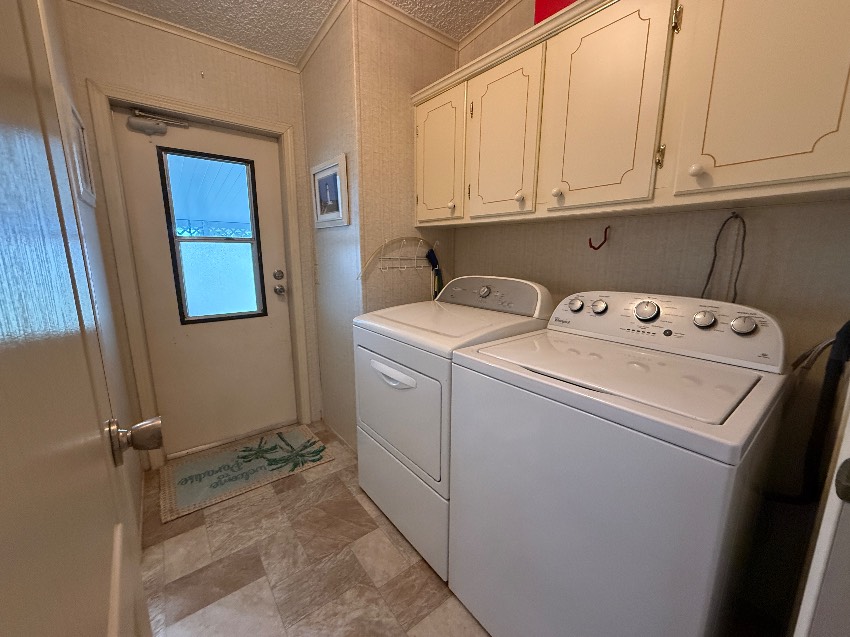 6364 Ravenglass Way a Sarasota, FL Mobile or Manufactured Home for Sale