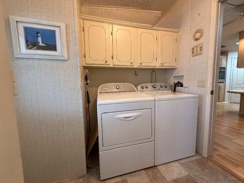 6364 Ravenglass Way a Sarasota, FL Mobile or Manufactured Home for Sale