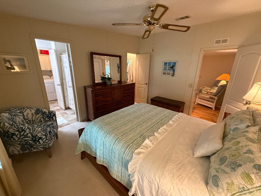 6364 Ravenglass Way a Sarasota, FL Mobile or Manufactured Home for Sale