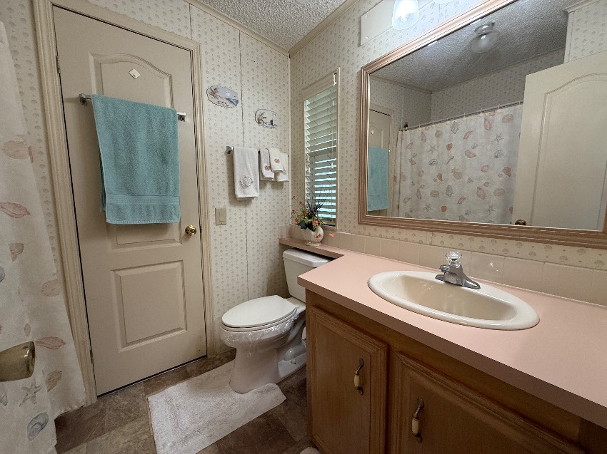 6364 Ravenglass Way a Sarasota, FL Mobile or Manufactured Home for Sale