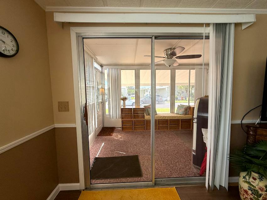 327 3rd St Dr a Palmetto, FL Mobile or Manufactured Home for Sale
