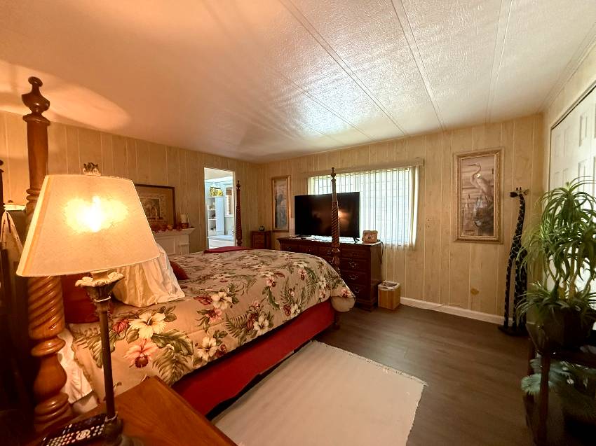 327 3rd St Dr a Palmetto, FL Mobile or Manufactured Home for Sale