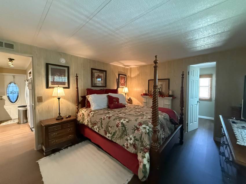 327 3rd St Dr a Palmetto, FL Mobile or Manufactured Home for Sale