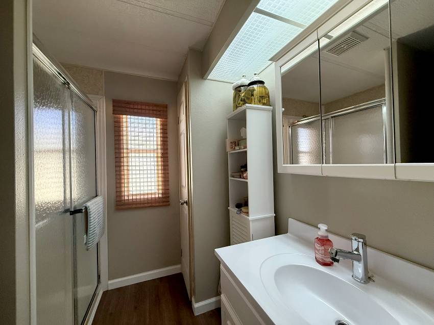 327 3rd St Dr a Palmetto, FL Mobile or Manufactured Home for Sale