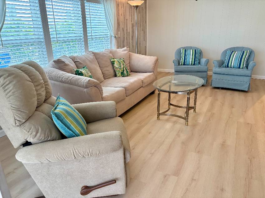 928 Lucaya W a Venice, FL Mobile or Manufactured Home for Sale
