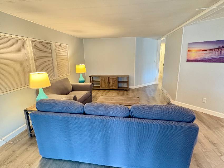 912 Xanadu a Venice, FL Mobile or Manufactured Home for Sale