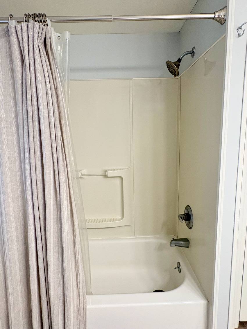912 Xanadu a Venice, FL Mobile or Manufactured Home for Sale