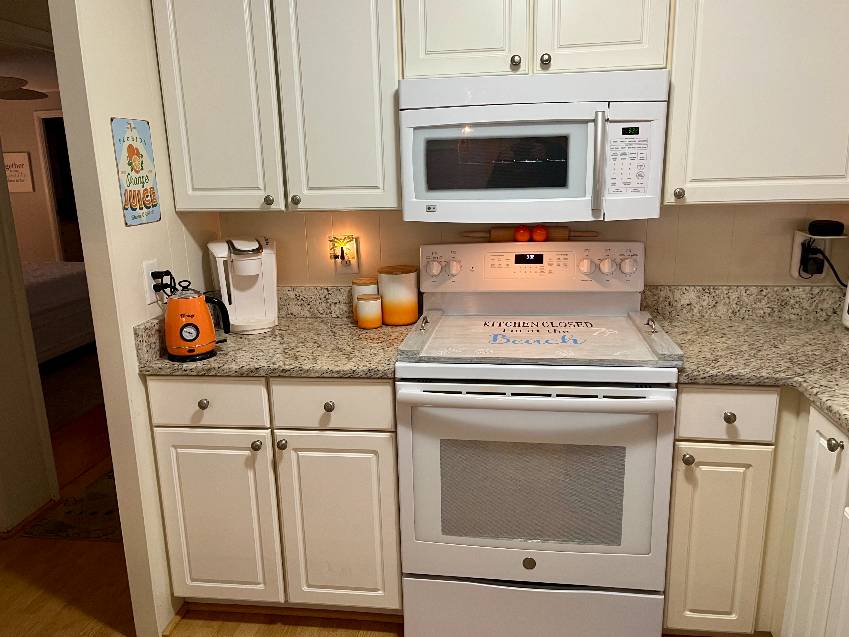 909 Montego W a Venice, FL Mobile or Manufactured Home for Sale
