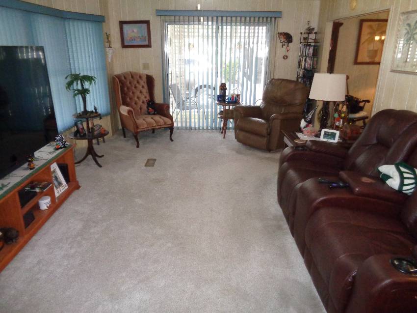 134 Joyce Place a Lakeland, FL Mobile or Manufactured Home for Sale