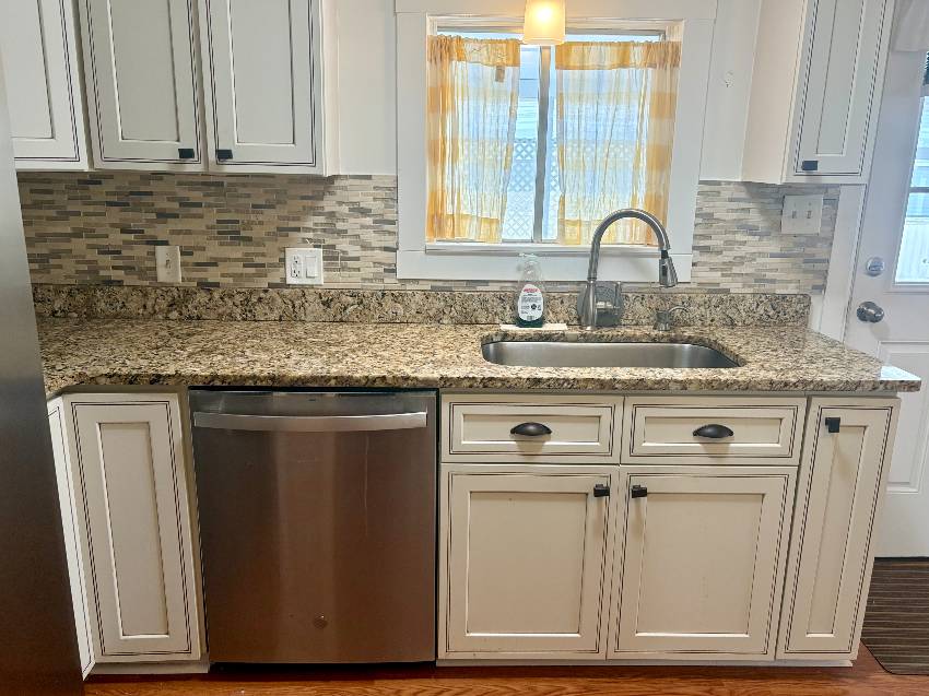 430 Cobia a Venice, FL Mobile or Manufactured Home for Sale