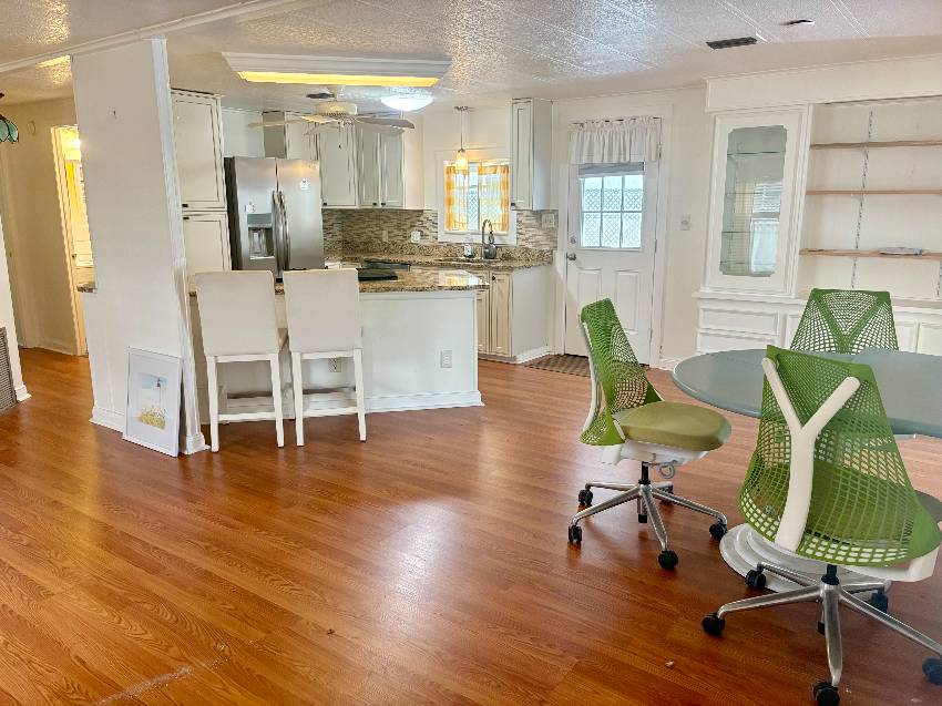 430 Cobia a Venice, FL Mobile or Manufactured Home for Sale