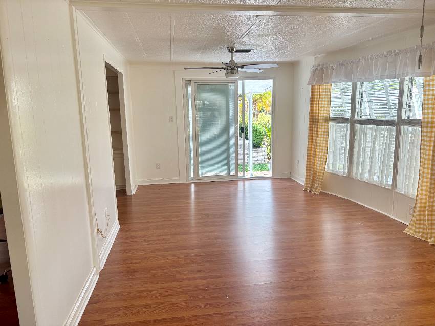 430 Cobia a Venice, FL Mobile or Manufactured Home for Sale
