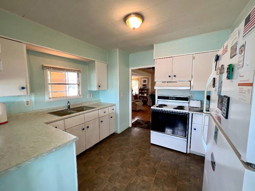 570 57th Ave W Lot 28 a Bradenton, FL Mobile or Manufactured Home for Sale