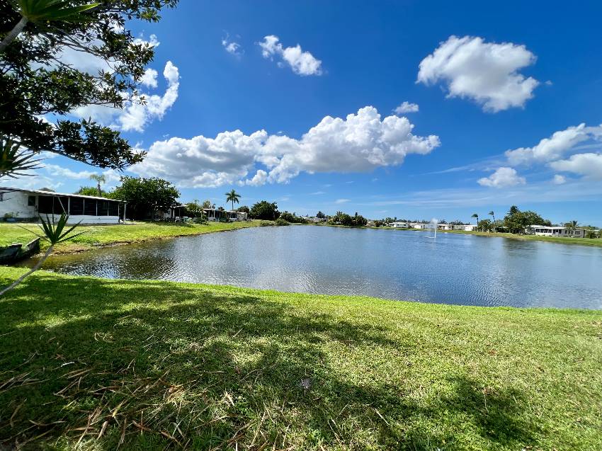 570 57th Ave W Lot 28 a Bradenton, FL Mobile or Manufactured Home for Sale