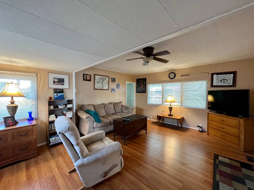 570 57th Ave W Lot 28 a Bradenton, FL Mobile or Manufactured Home for Sale