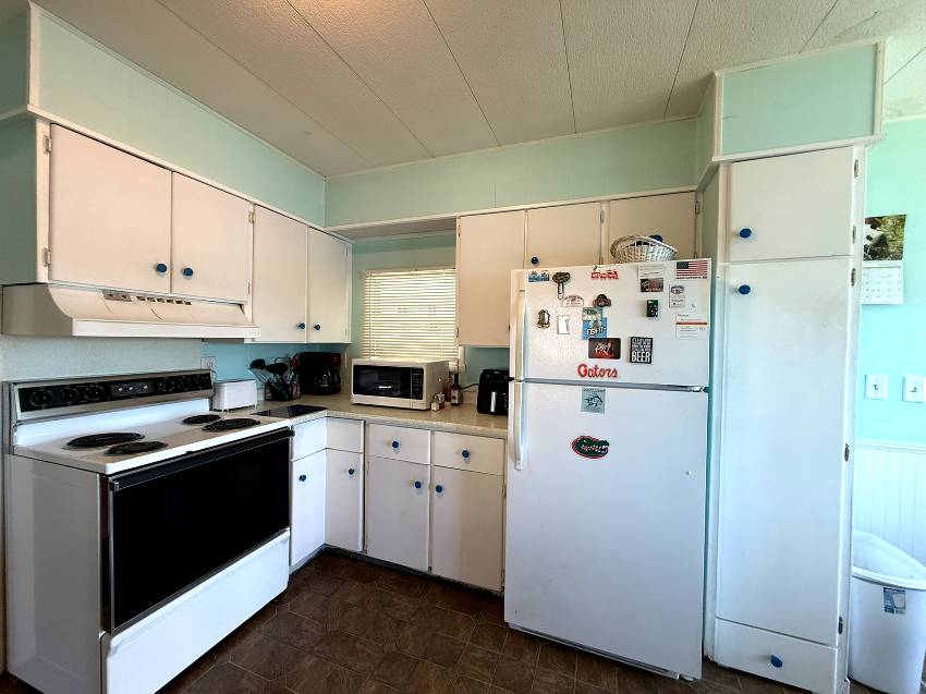 570 57th Ave W Lot 28 a Bradenton, FL Mobile or Manufactured Home for Sale