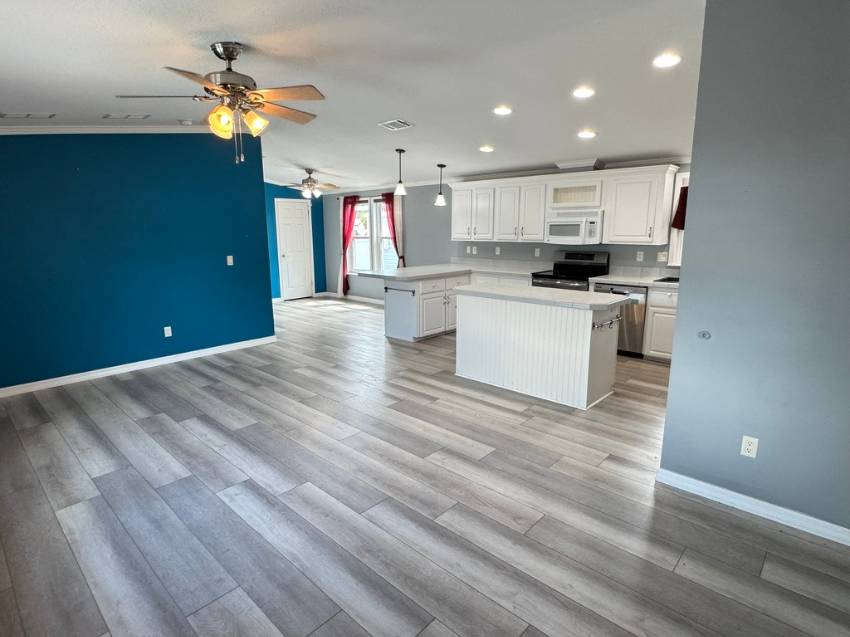 6206 Compass Ln a Tampa, FL Mobile or Manufactured Home for Sale