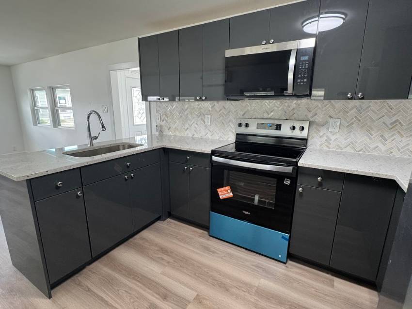 1100 Curlew Rd Lot 220 a Dunedin, FL Mobile or Manufactured Home for Sale