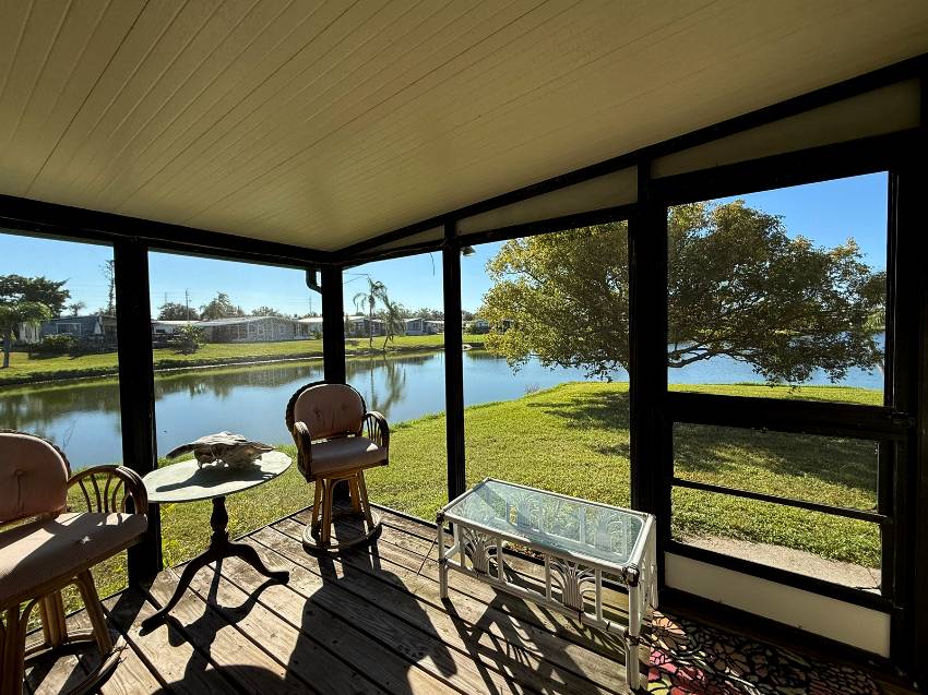8211 Lakeshore Dr a Ellenton, FL Mobile or Manufactured Home for Sale