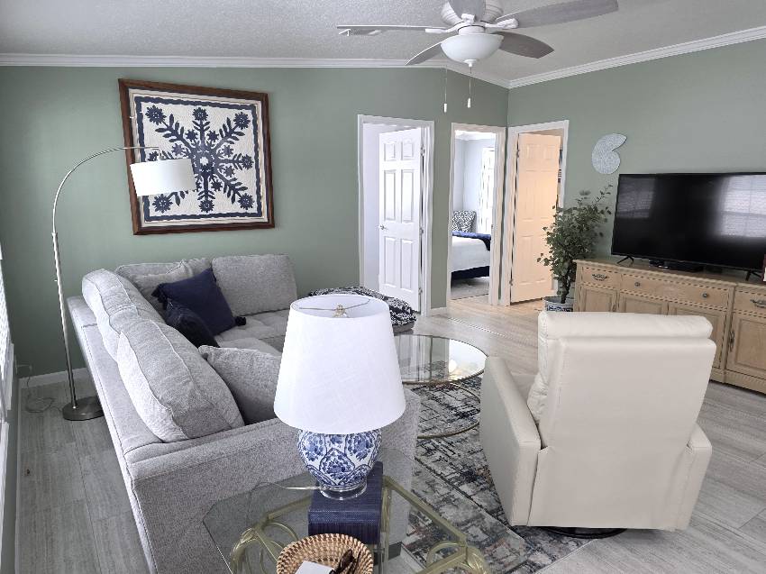 6973 W Leonshire Lane a Homosassa, FL Mobile or Manufactured Home for Sale