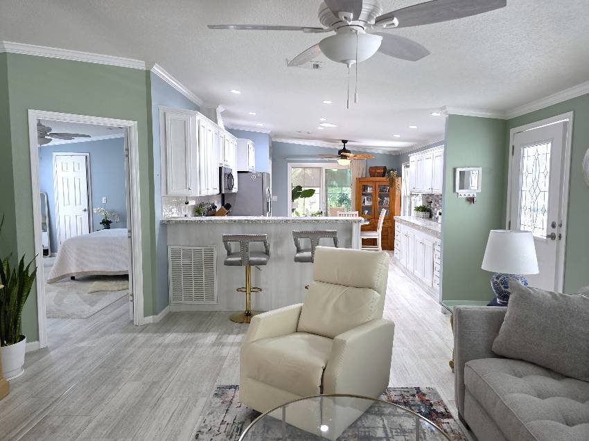 6973 W Leonshire Lane a Homosassa, FL Mobile or Manufactured Home for Sale