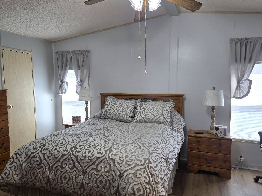 10353 S Amesbury Dr a Homosassa, FL Mobile or Manufactured Home for Sale