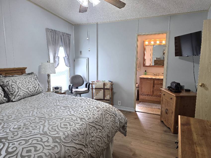10353 S Amesbury Dr a Homosassa, FL Mobile or Manufactured Home for Sale