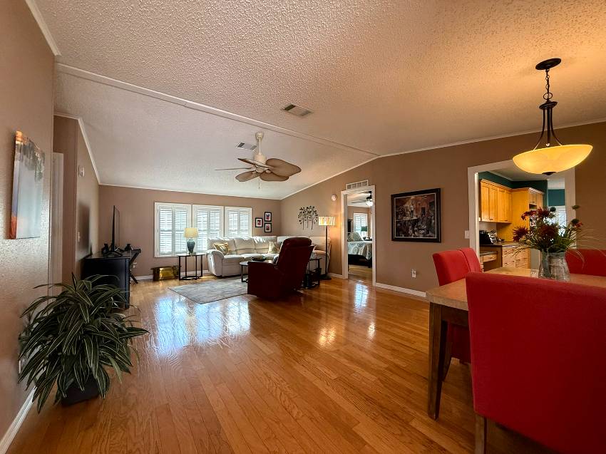 213 Hibiscus Way a Parrish, FL Mobile or Manufactured Home for Sale