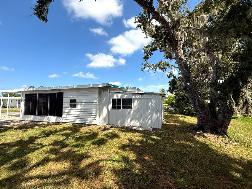 401 Peppertree Lane a Ellenton, FL Mobile or Manufactured Home for Sale