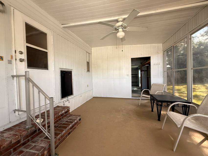 401 Peppertree Lane a Ellenton, FL Mobile or Manufactured Home for Sale