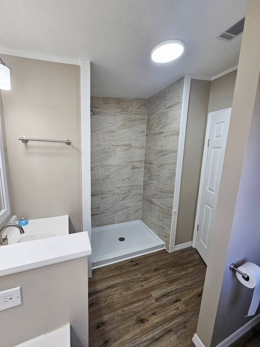 339 Lake Huron Dr a Mulberry, FL Mobile or Manufactured Home for Sale