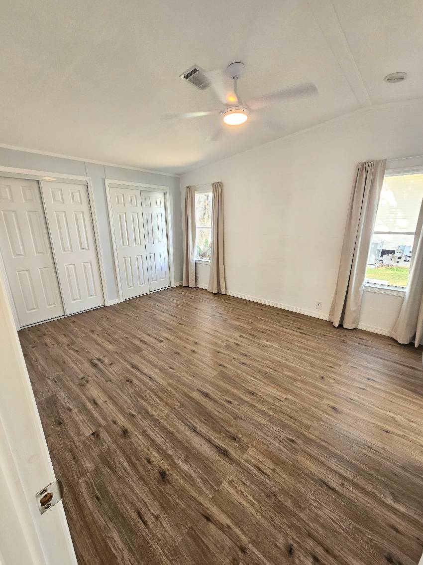 339 Lake Huron Dr a Mulberry, FL Mobile or Manufactured Home for Sale