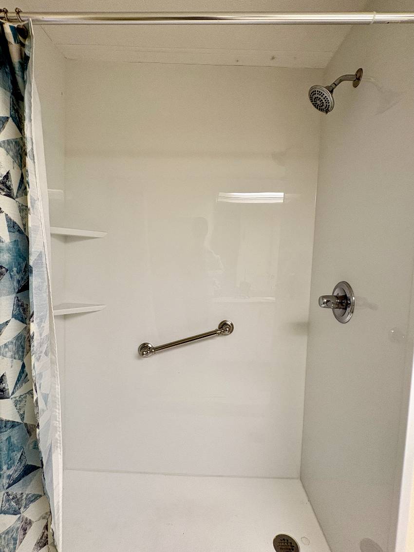 433 Bimini a Venice, FL Mobile or Manufactured Home for Sale