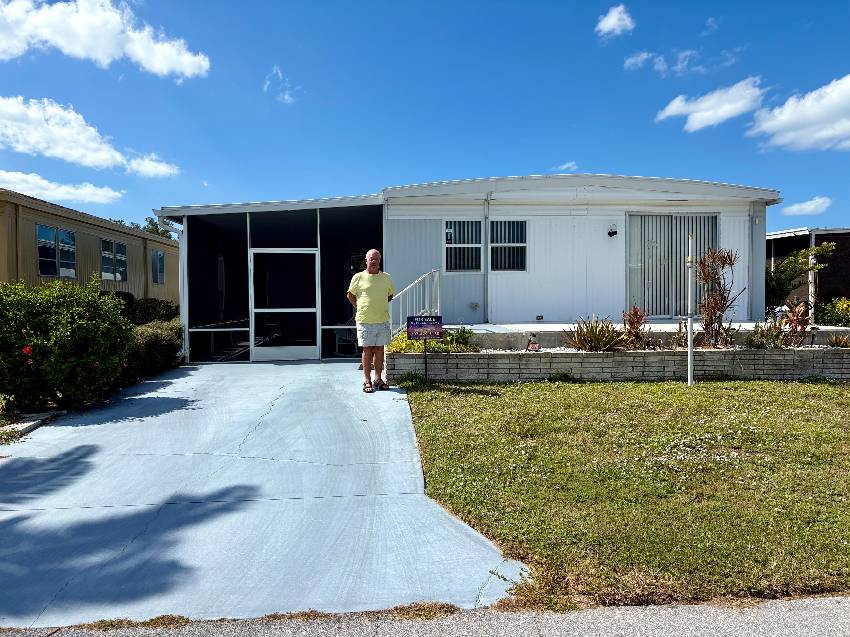 433 Bimini a Venice, FL Mobile or Manufactured Home for Sale