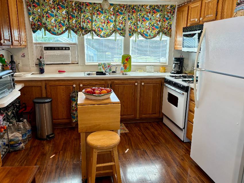 1300 N. River Rd, Lot E32 a Venice, FL Mobile or Manufactured Home for Sale