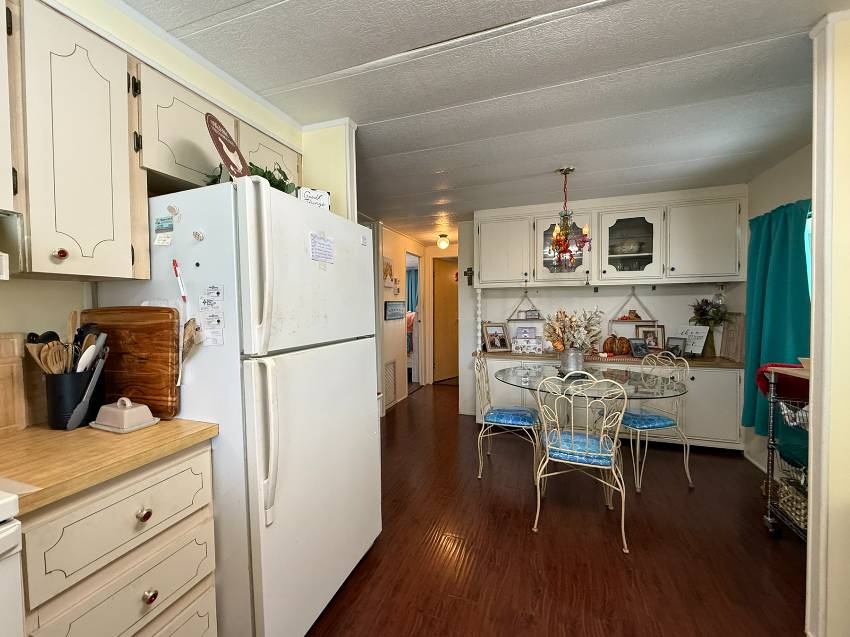 3904 Sunset Circle a Ellenton, FL Mobile or Manufactured Home for Sale