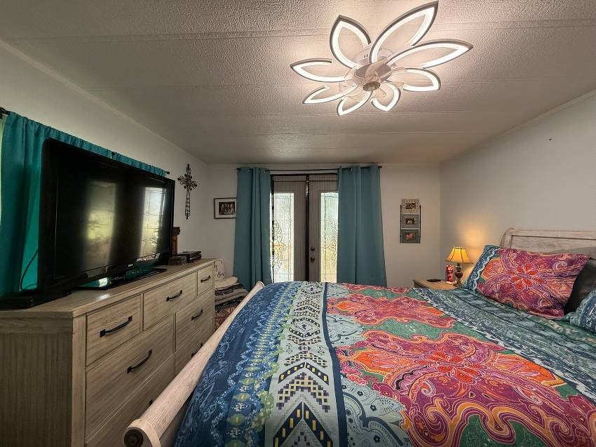 3904 Sunset Circle a Ellenton, FL Mobile or Manufactured Home for Sale