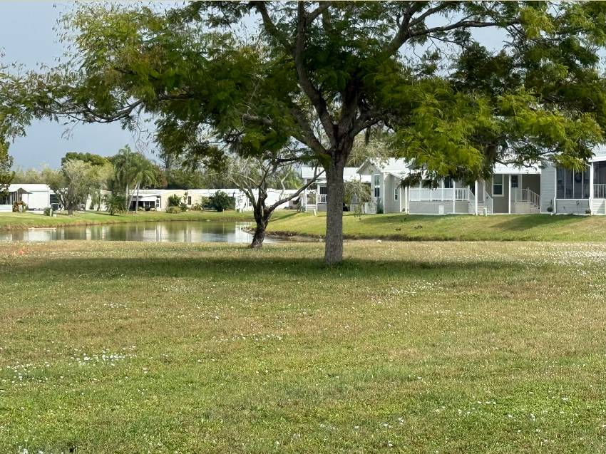 3904 Sunset Circle a Ellenton, FL Mobile or Manufactured Home for Sale