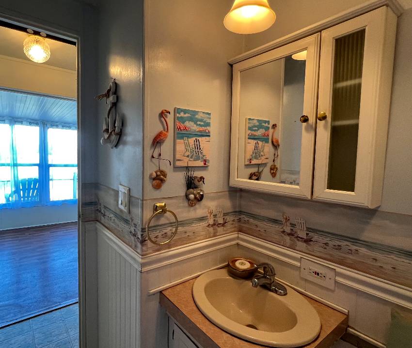 2206 Chaney Dr Lot 305 a Ruskin, FL Mobile or Manufactured Home for Sale