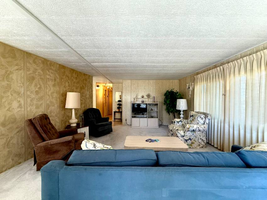 42 East Road a Palmetto, FL Mobile or Manufactured Home for Sale