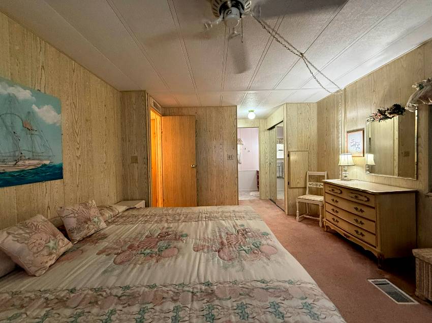 42 East Road a Palmetto, FL Mobile or Manufactured Home for Sale