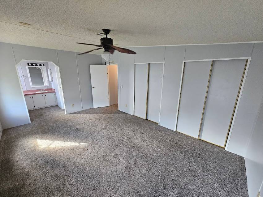 268 Lake Huron Drive a Mulberry, FL Mobile or Manufactured Home for Sale