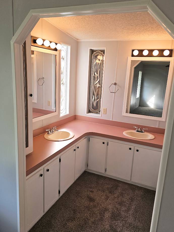 268 Lake Huron Drive a Mulberry, FL Mobile or Manufactured Home for Sale