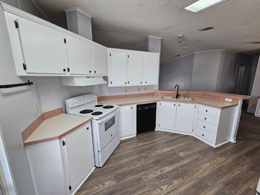 268 Lake Huron Drive a Mulberry, FL Mobile or Manufactured Home for Sale