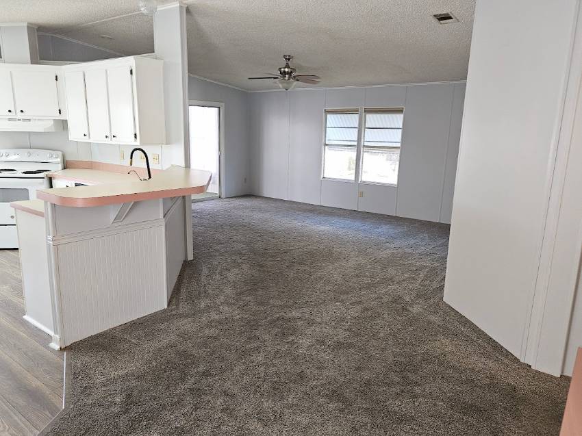 268 Lake Huron Drive a Mulberry, FL Mobile or Manufactured Home for Sale