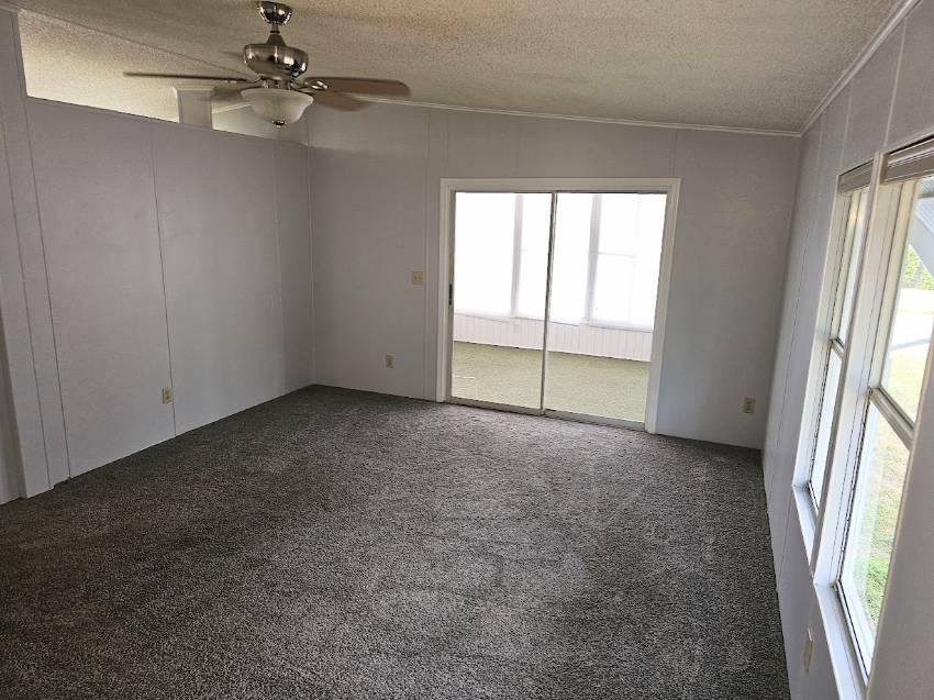 268 Lake Huron Drive a Mulberry, FL Mobile or Manufactured Home for Sale