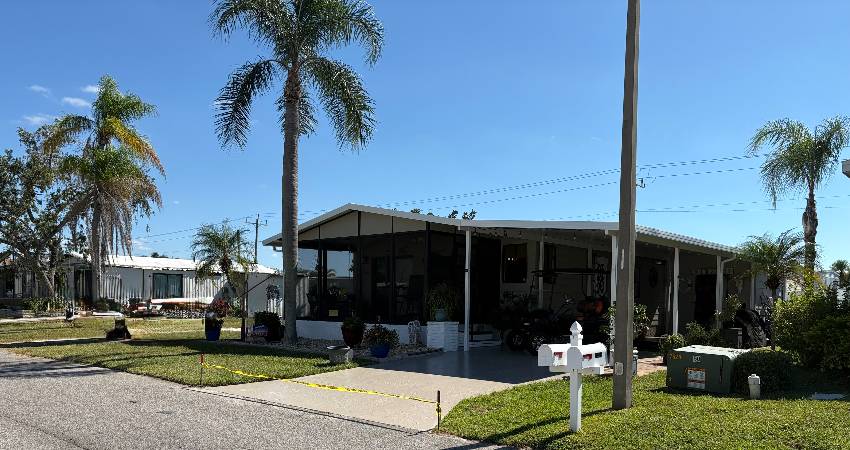 1302 S. Indies Circle a Venice, FL Mobile or Manufactured Home for Sale