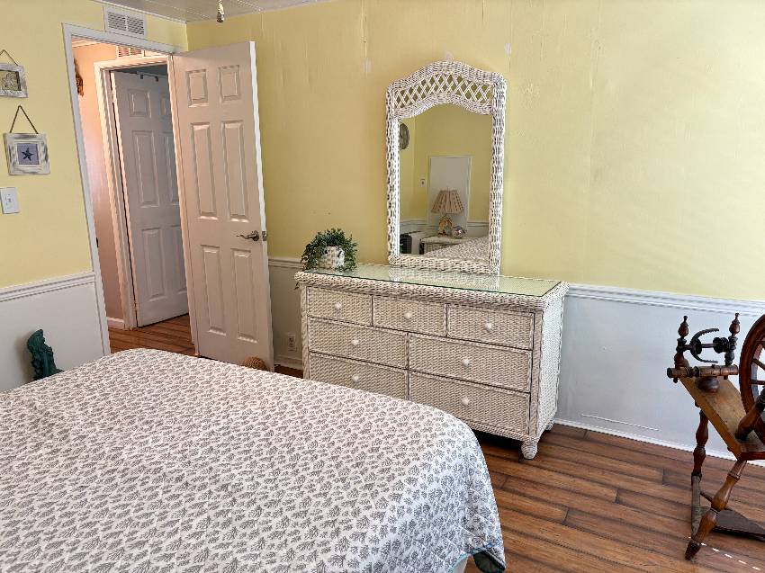 1302 S. Indies Circle a Venice, FL Mobile or Manufactured Home for Sale