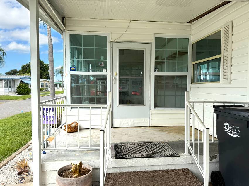 563 Bayshore Drive a Ellenton, FL Mobile or Manufactured Home for Sale